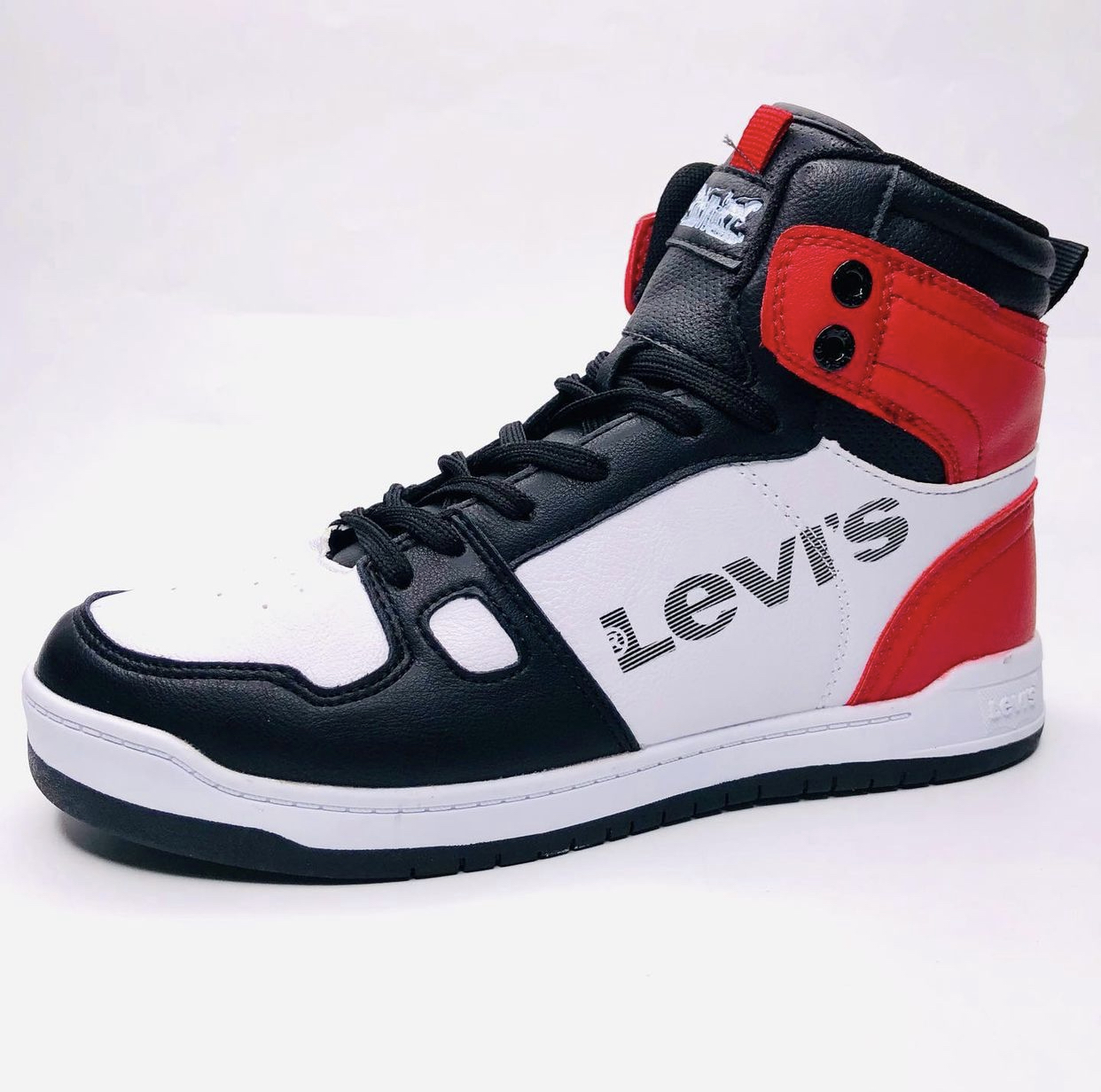 Levi's shoes online store